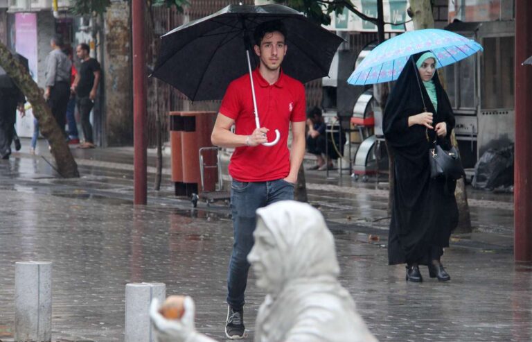 تداوم رگبار باران