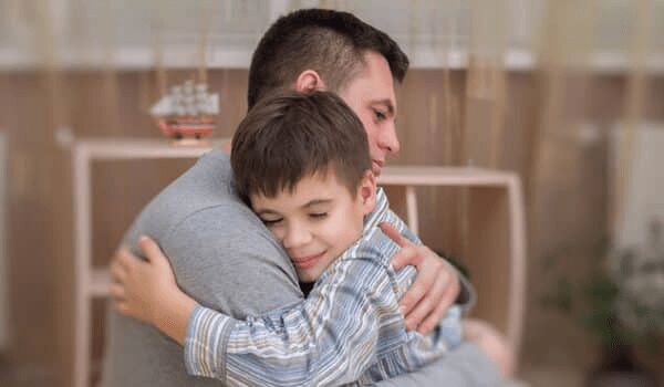 نقش حیاتی والدین
