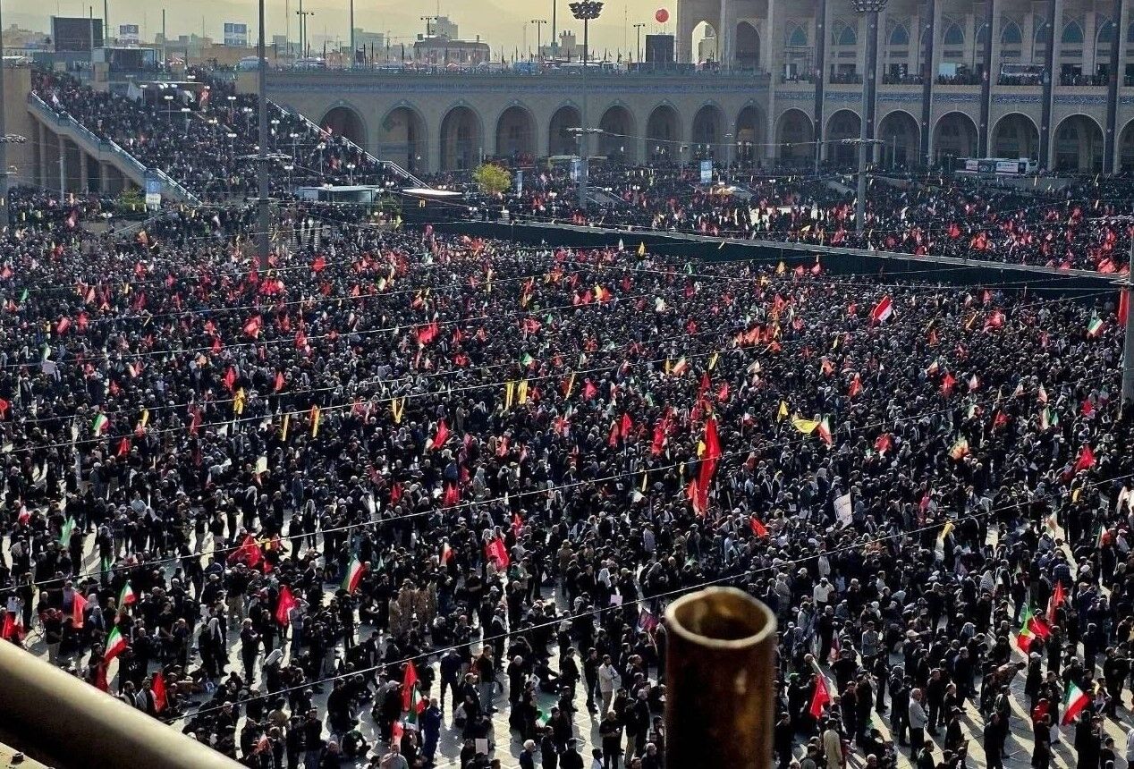 سوگ رهبر شهید