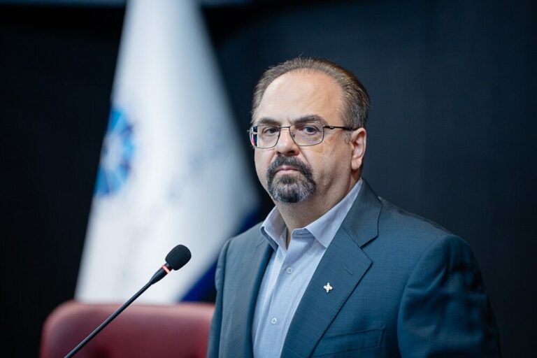 عضو اتاق بازرگانی ایران