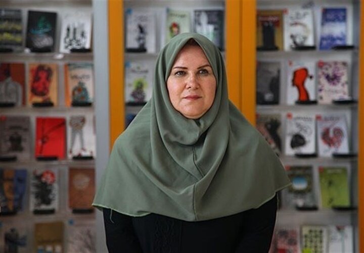 نویسنده کتاب «به کلاس بالاتر خوش آمدید»