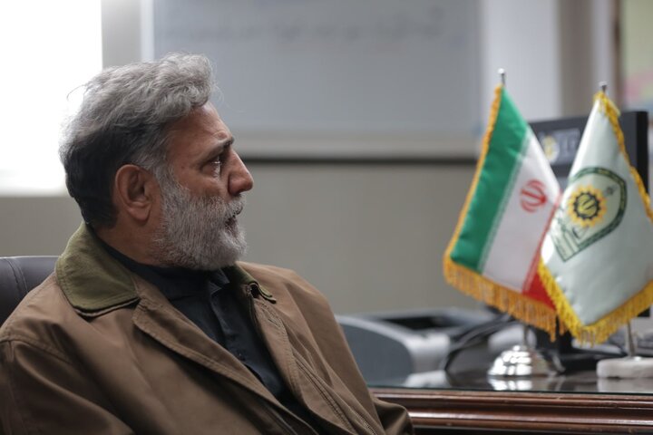 «سرخدار»
