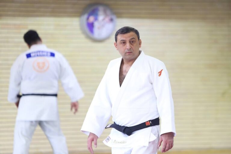 ممدوف