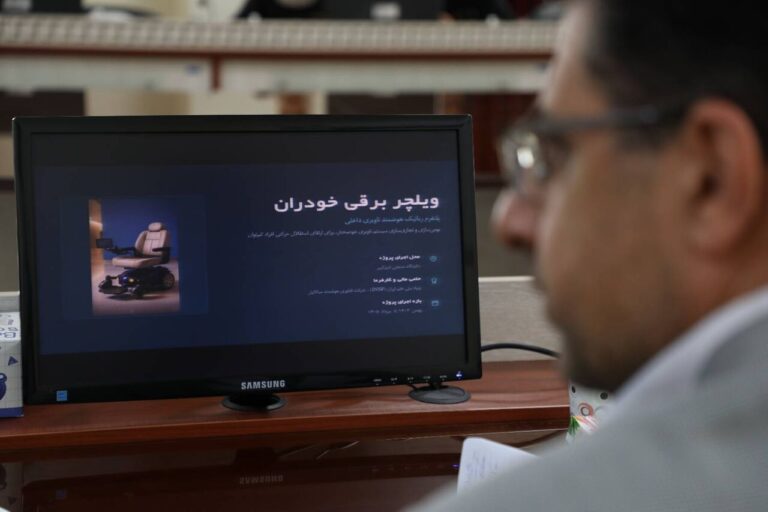ویلچر برقی خودران