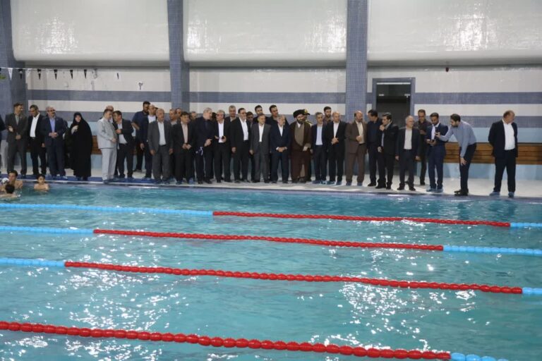 استخر دانش آموزی