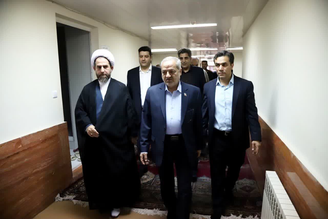 وزیر آموزش و پرورش