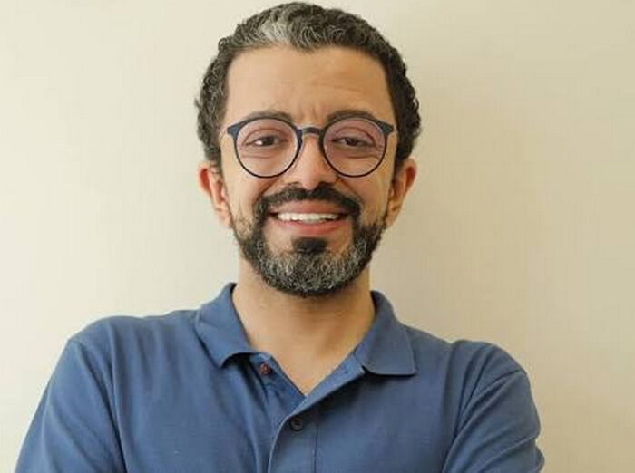 فرزین محدث