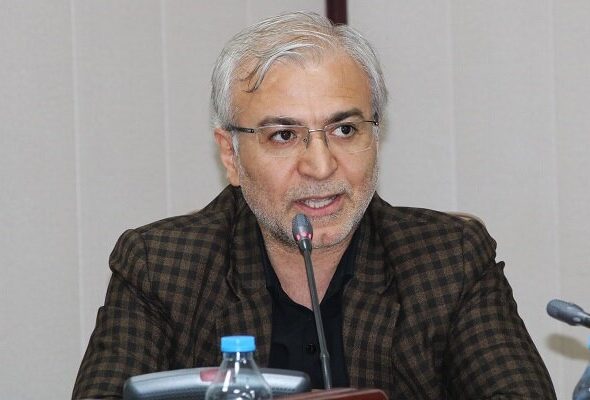 رئیس انجمن علوم خاک ایران
